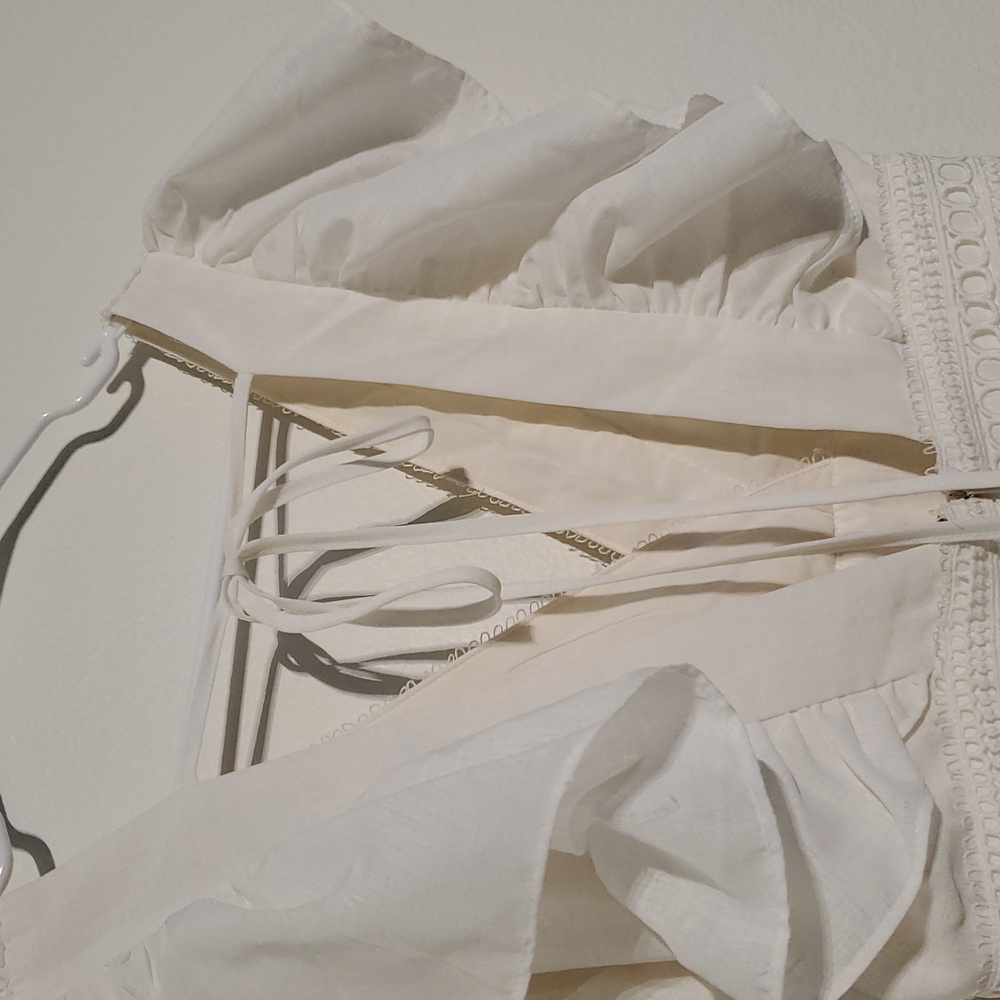 THE CLOTHING COMPANY WHITE DRESS - Picture 5 of 10